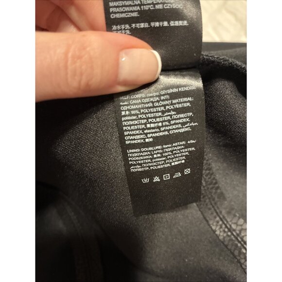 Bebe New Solid Black Vegan Faux Snakeskin Tank Bodycon Mini Dress Xs - Picture 6 of 7